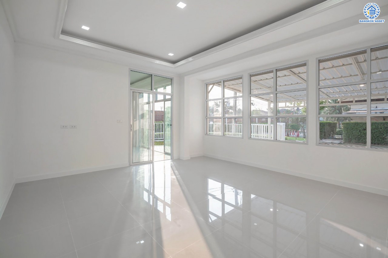 บ้านมือสองตกแต่งใหม่ โครงการ ชัยพฤกษ์ เพชรเกษม81 หลังมุม แบรนด์ Land&Houses พร้อมรองรับทุกความสุข บนเนื้อที่ 63.3 ตร.ว. ฟังก์ชัน 3 ห้องนอน 3 ห้องน้ำ 1 ห้องอเนกประสงค์ 2 ที่จอดรถ ทำเลเดินทางสะดวก เชื่อมต่อถนนเพชรเกษม ถนนมาเจริญ และใกล้ทางด่วน "เพชรเกษม"